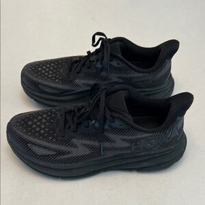 HOKA CLIFTON 9 HOKA ONE ONE MEN’S TRIPLE BLACK